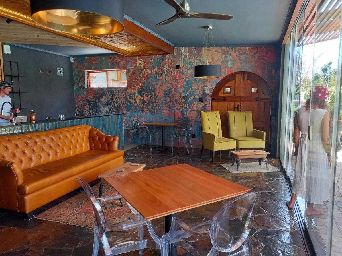 La Pension Guest House Oudtshoorn Exterior photo