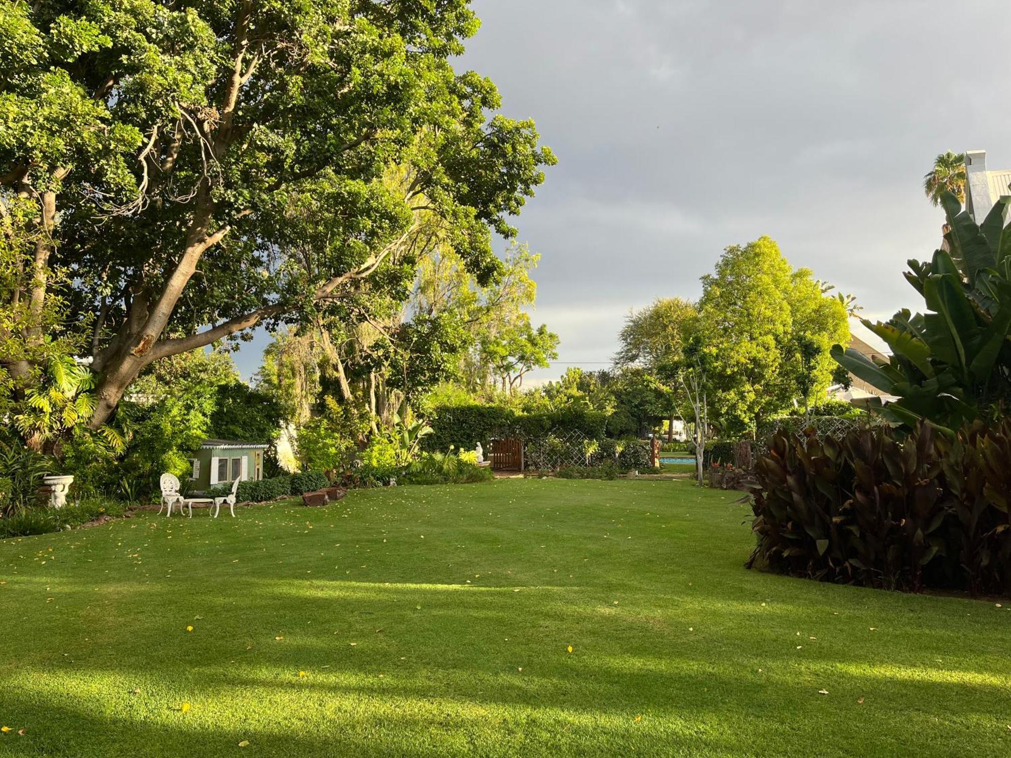 La Pension Guest House Oudtshoorn Exterior photo